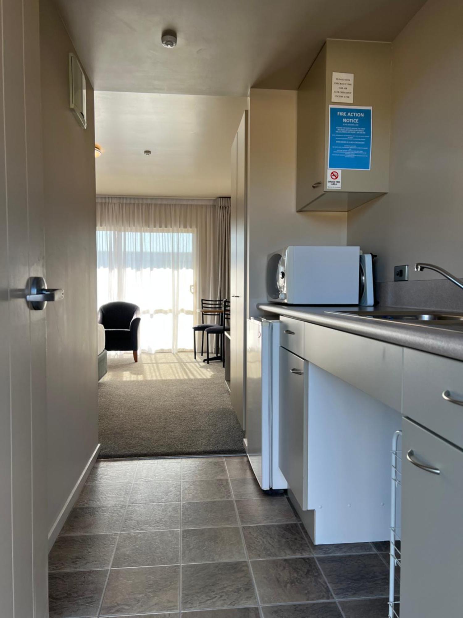 The Suites Ashburton Extérieur photo