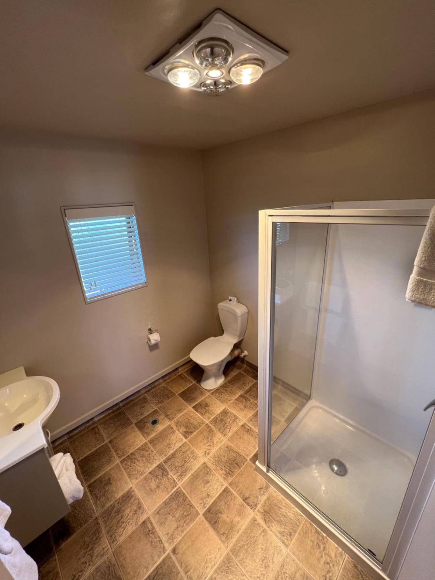 The Suites Ashburton Extérieur photo