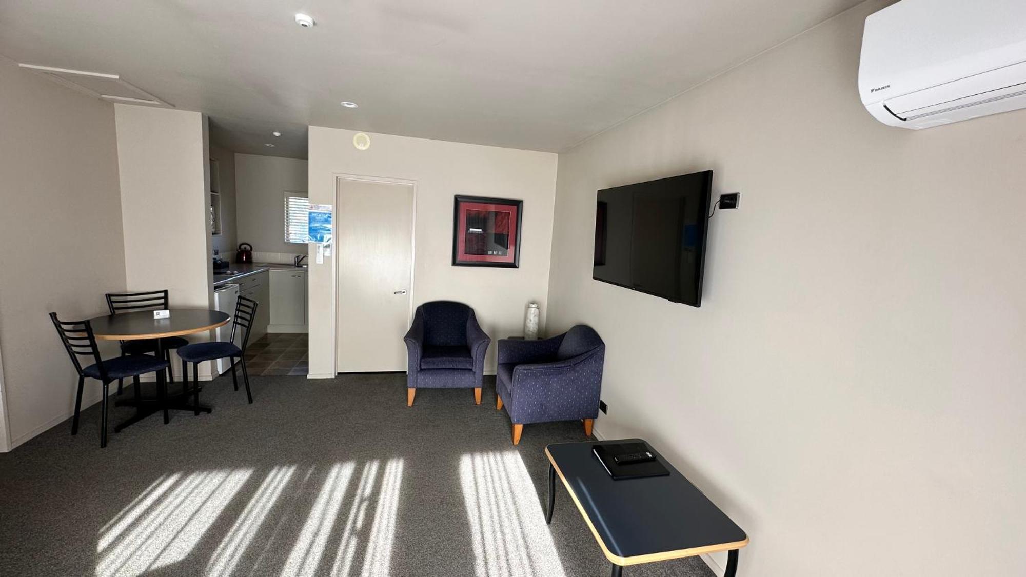 The Suites Ashburton Extérieur photo
