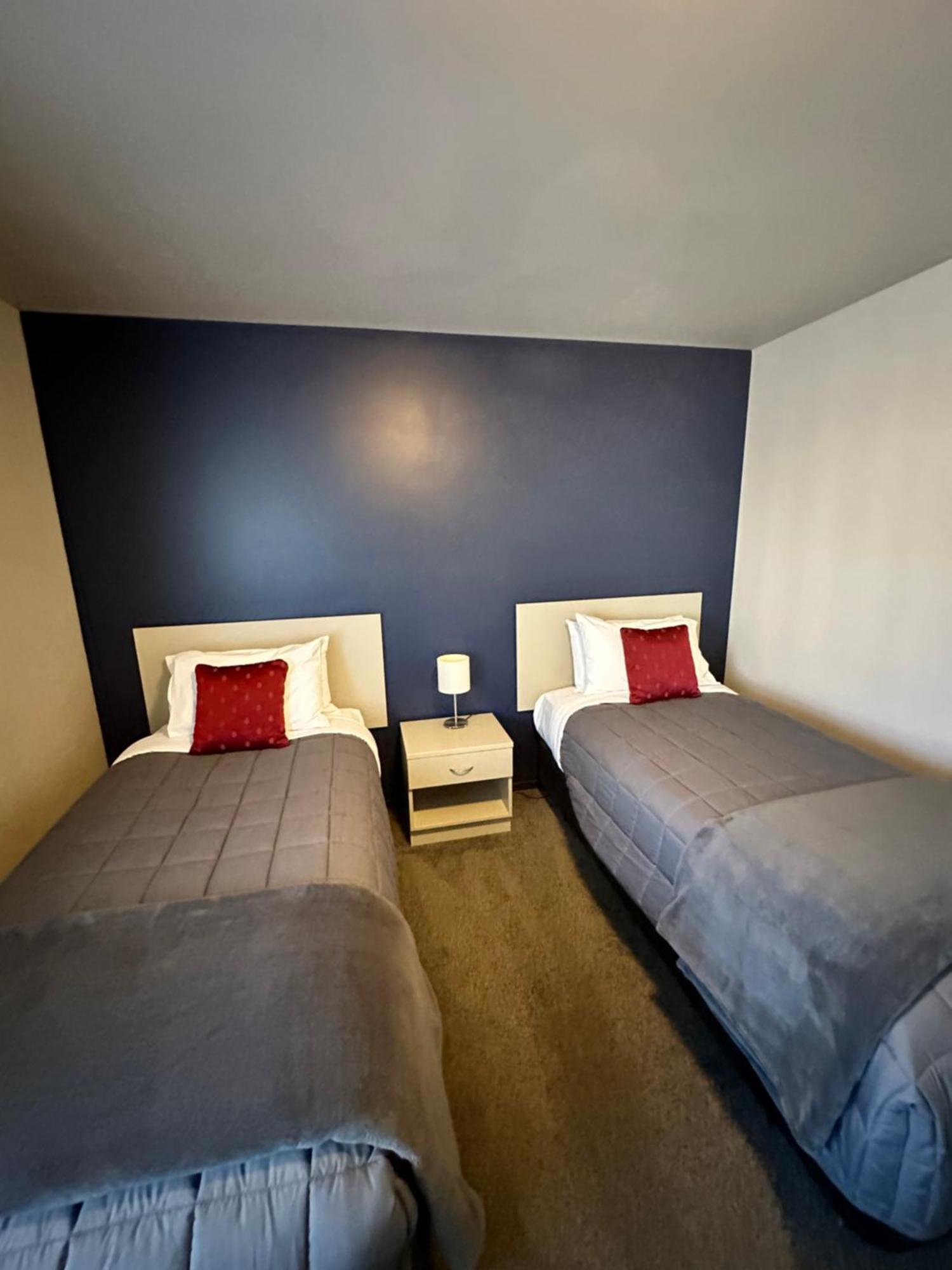 The Suites Ashburton Extérieur photo