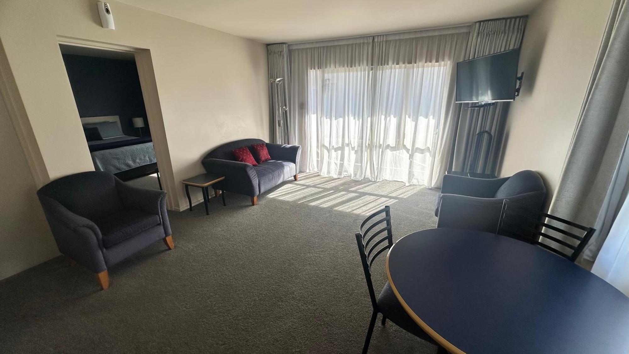 The Suites Ashburton Extérieur photo